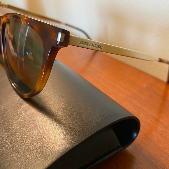 *SOLD* NWT SAINT LAURENT• Cat eye SL 510 sunglasses - Picture 4 of 12